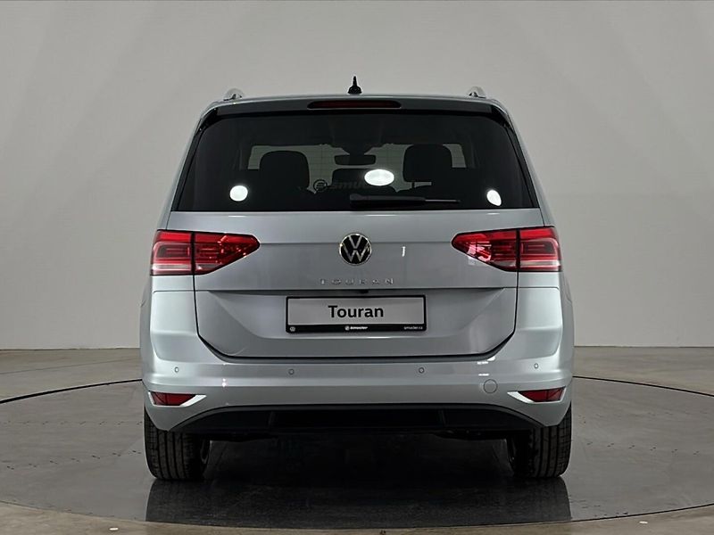 Volkswagen Touran (2026) MPV - fotka 17 z 30