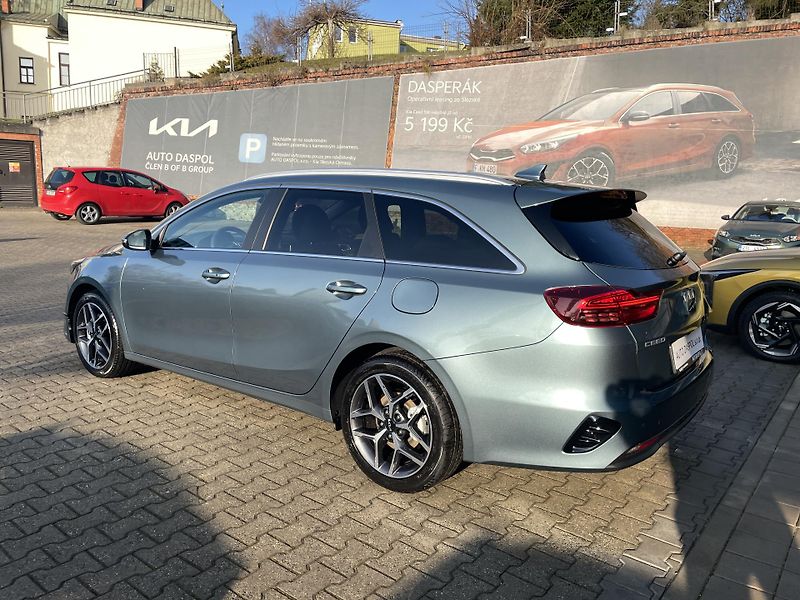 Kia Ceed SW (2025)  TOP+Business