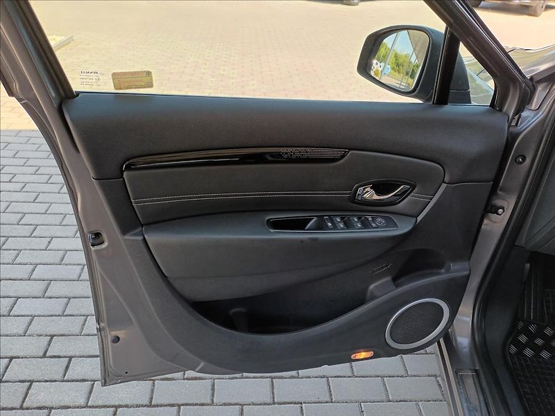 Renault Scénic 1,6 dCi,96kw,ČR,TAŽNÉ,KOLA - fotka 13 z 44