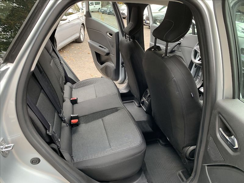 Renault Captur 1,3 TCE ZEN,ČR,1.MAJ,SERVISKA - fotka 16 z 19