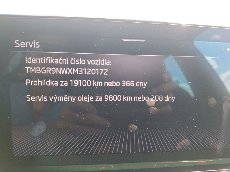 Škoda Kamiq (2021) 1.0 TSI / 81 kW / 7DSG / STYLE - fotka 34 z 35