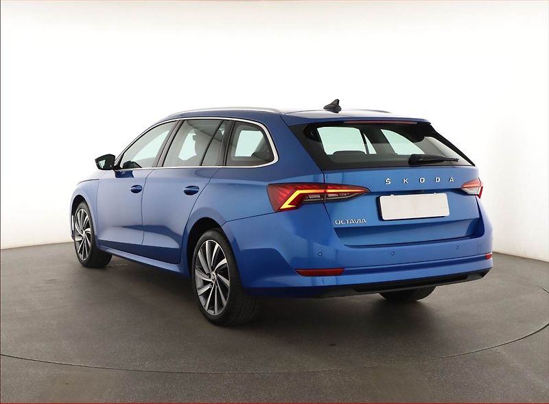 Škoda Octavia (2022) Style Plus 2.0 TDI - fotka 4 z 17