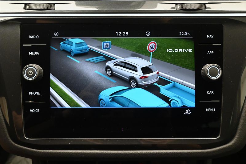 Volkswagen Tiguan 2,0 TDI 110 kW DSG Life Záruka - fotka 19 z 33