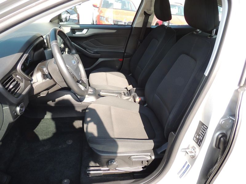 Ford Focus (2019) 1.0i,92kw,Trend,ČR,1maj. - fotka 28 z 50