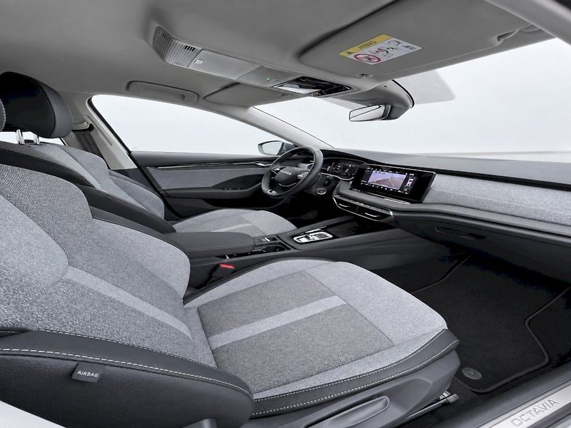 Škoda Octavia (2025) TOP SELEC TD 110/2.0 A7F - fotka 16 z 31