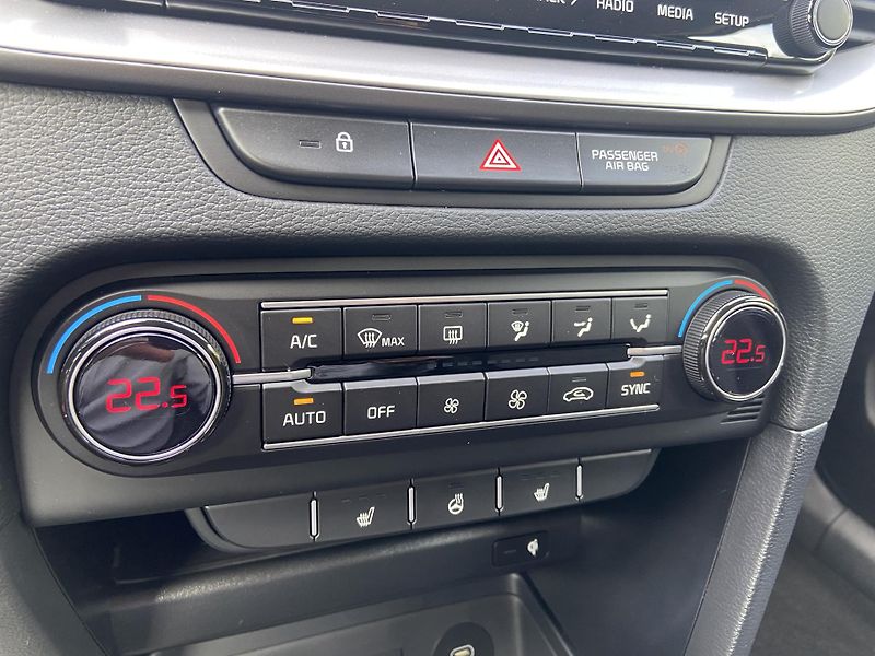 Kia Ceed SW (2025) 7DCT TOP+Busines
