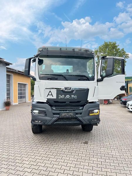 MAN TGS (2024) 26.520 6x4 hydraulika EURO 6 - fotka 7 z 18