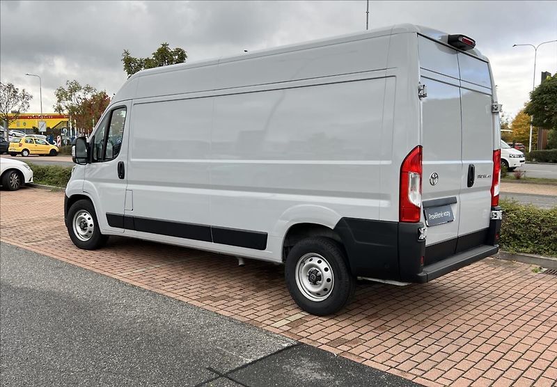 Toyota Proace Max 2,2 AT COMFORT EXE. L3H2  MAX - fotka 2 z 15