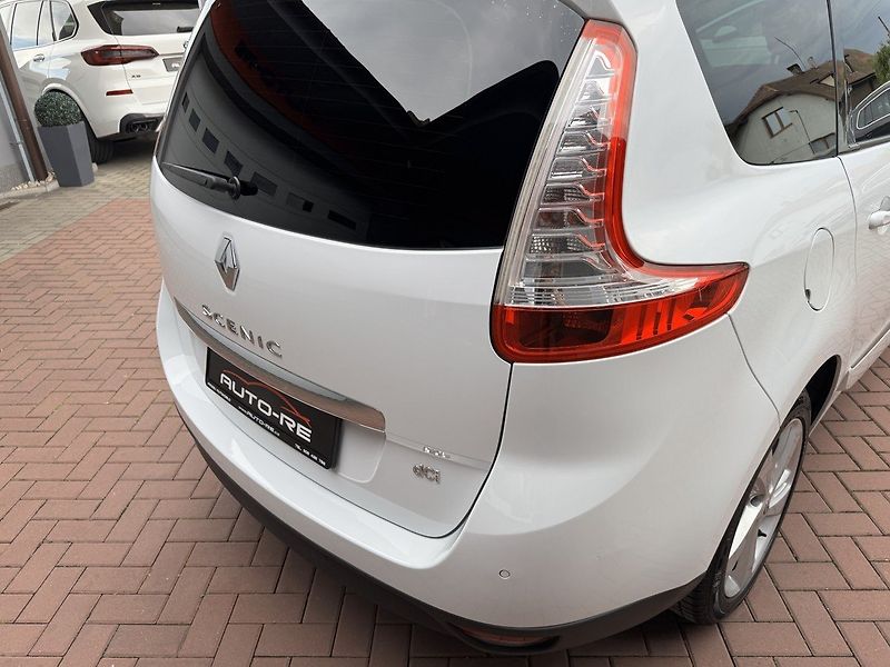 Renault Scénic (2013) 1.5dCi Digi Klima Polokůže - fotka 38 z 48