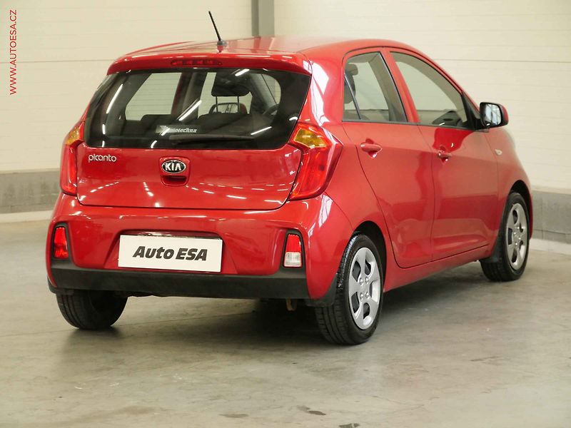 Kia Picanto (2016) 1.0i, ČR, AC - fotka 4 z 17