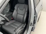 Volvo XC60 B5 AWD PLUS DARK AUT REZERVACE - náhled 18