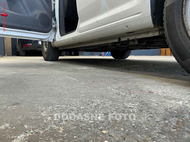 Volkswagen Caddy (2014) 1.6TDi, AC, +kola - fotka 5 z 12