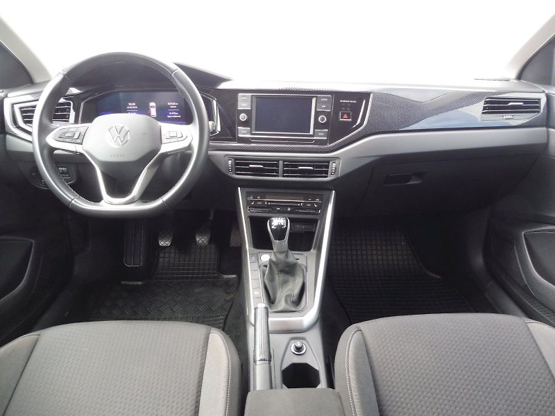 Volkswagen Taigo (2022) Life 1,0 TSI 81kW - fotka 5 z 26