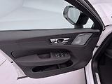 Volvo XC60 (2025) T8 AWD AUT ULTRA BLACK EDITON - náhled 7