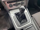 Volkswagen Passat 2.0TDI 110KW MATRIX REZERVACE - náhled 23