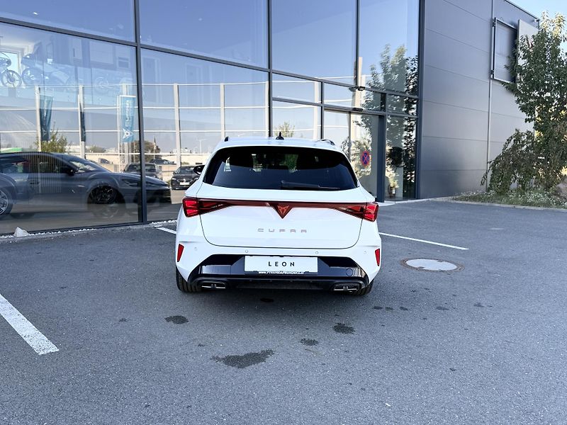 Cupra Leon (2026) Sportstourer 2.0TSi 150kW 4WD - fotka 4 z 13
