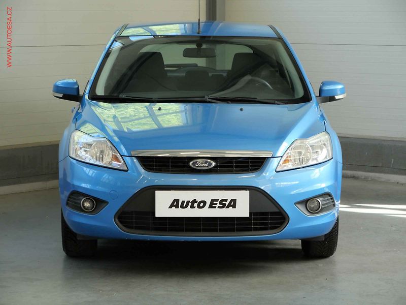 Ford Focus (2008) 1.4i, AC, temp - fotka 2 z 18