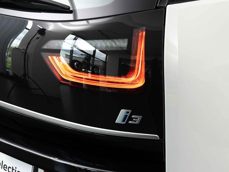 BMW i3 - fotka 10 z 22
