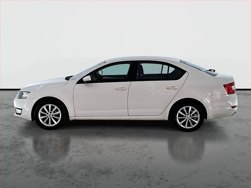 Škoda Octavia (2013) 1.2 TSI, po STK, v provozu - fotka 3 z 16