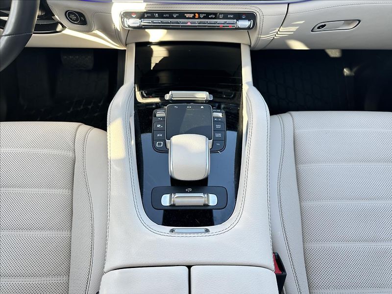 Mercedes-Benz GLE 450d 4MATIC AMG linie - fotka 15 z 15