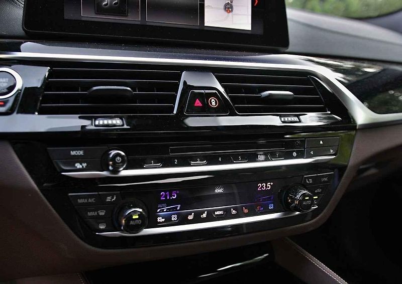 BMW M550d.