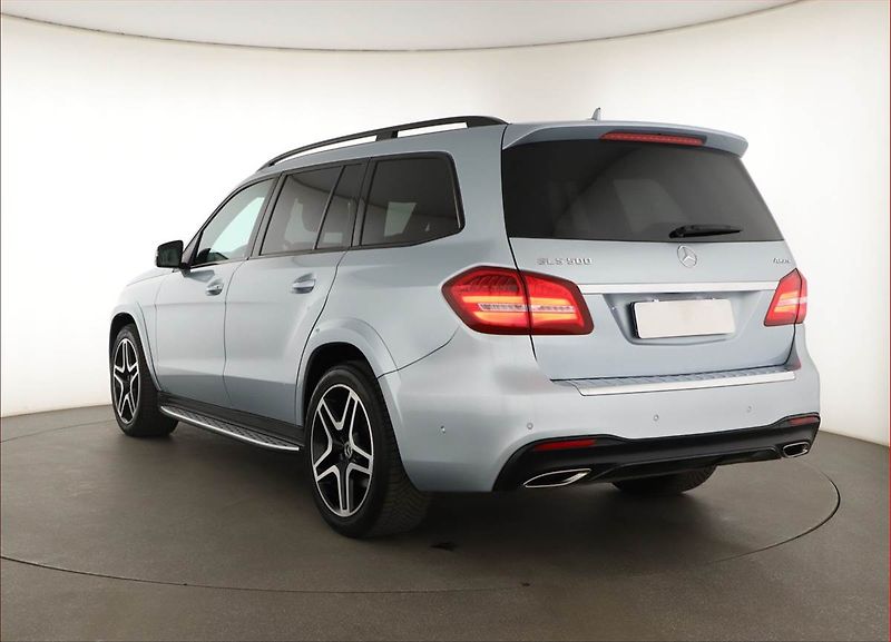 Mercedes-Benz GLS (2017) 500 4MATIC - fotka 4 z 21