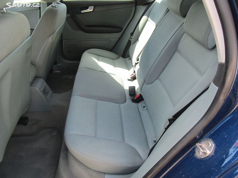 Audi A3 1,2TSI-77KW-NOVÁ STK+OLEJ - fotka 13 z 28
