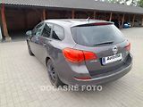 Opel Astra (2011) 1.7 CDTi, 2.maj, AC, výhřev - náhled 1