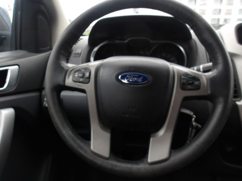 Ford Ranger 3,2TDCi 4AWD I.Maj !! Motor po - fotka 9 z 29