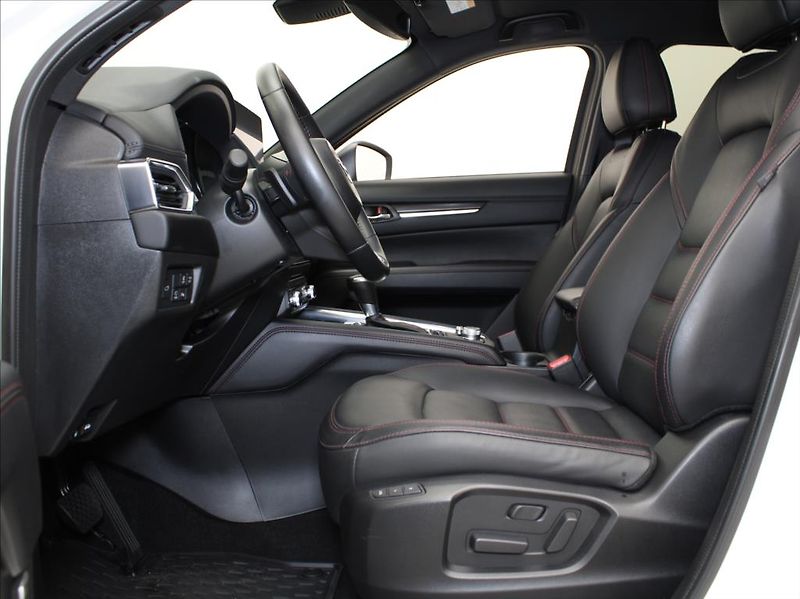 Mazda CX-5 2,5 G194 4x4 HOMURA Plus ČR - fotka 6 z 29