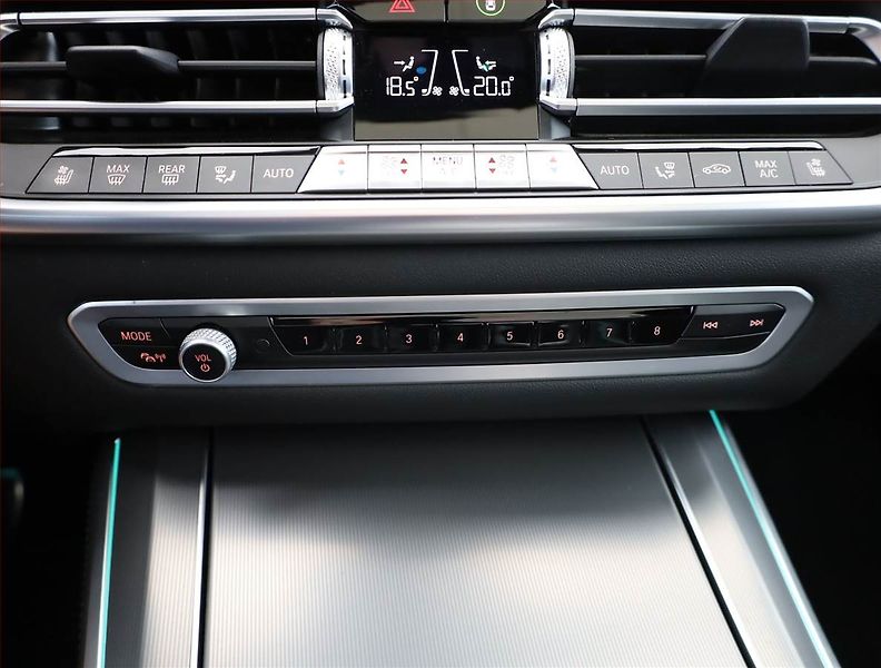 BMW X5 (2021) xDrive30d - fotka 13 z 22