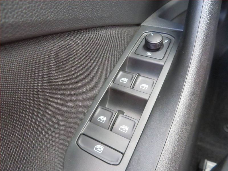 Škoda Kamiq (2021) 1.0 TSI, Serv.kniha, Tempomat - fotka 17 z 17
