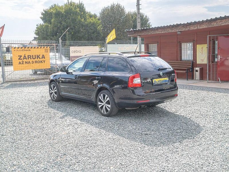 Škoda Octavia (2011) 1.2T 77KW – VÝBAVA - fotka 7 z 41
