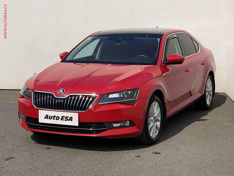 Škoda Superb (2018) 1.4 TSi, Style, bixen, panor - fotka 3 z 19