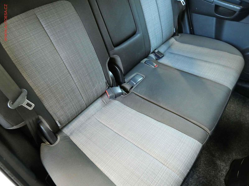 Kia Venga (2012) 1.4CRDi, ČR, AC, tažné - fotka 12 z 19