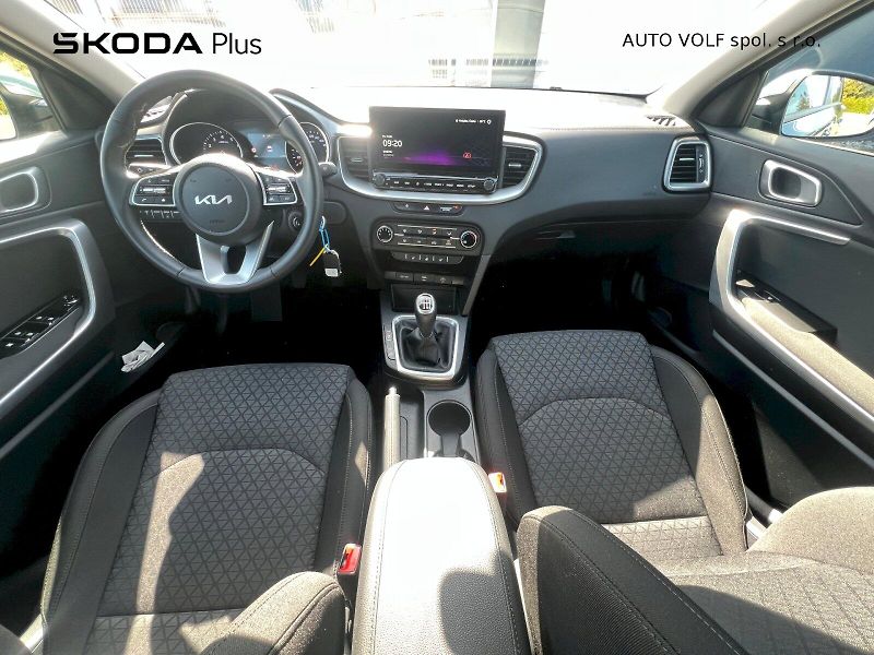 Kia Ceed (2025) Spin SW 1.5 T-GDI 103 kW 6°man - fotka 5 z 31