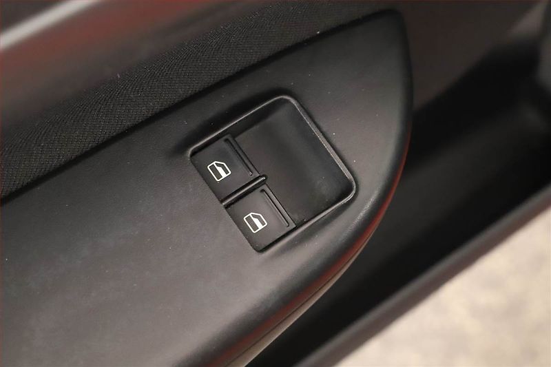 Škoda Octavia (2011) 1.6 TDI, po STK, Tažné - fotka 15 z 15