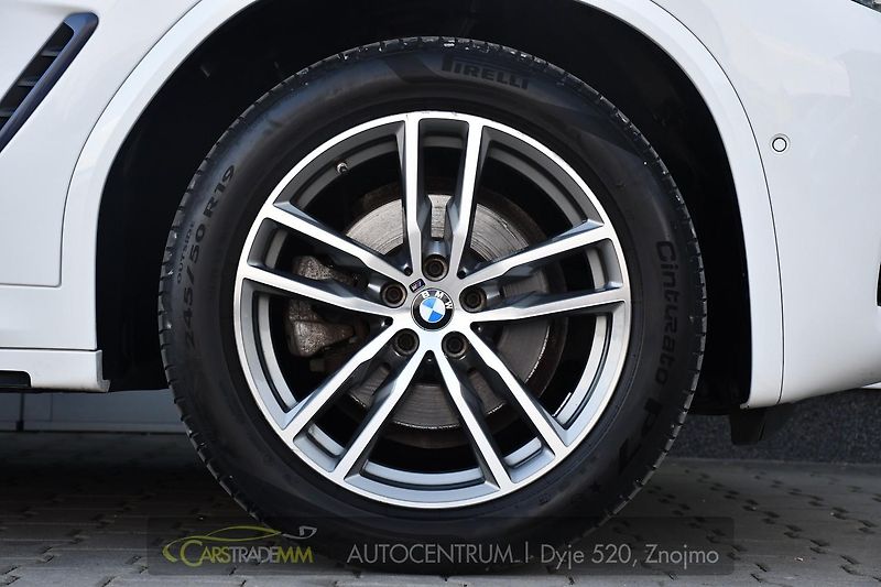 BMW X3 20d M-SPORT HUD TAŽNÉ - fotka 50 z 53