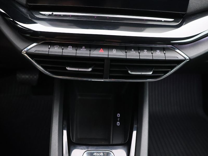 Škoda Octavia 2,0 TDI 110kW 4x4 DSG Style DP - fotka 19 z 20