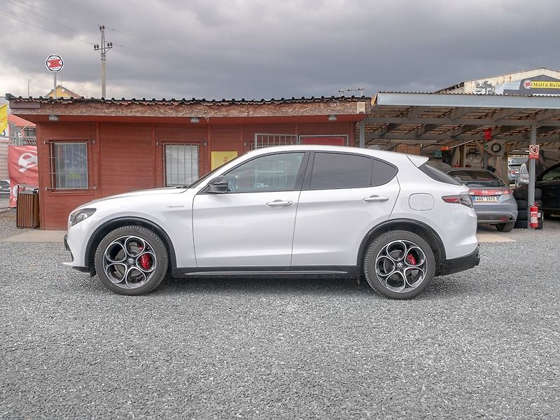 Alfa Romeo Stelvio (2024) 2.2D 154KW Q4 – VELOCE - fotka 8 z 71