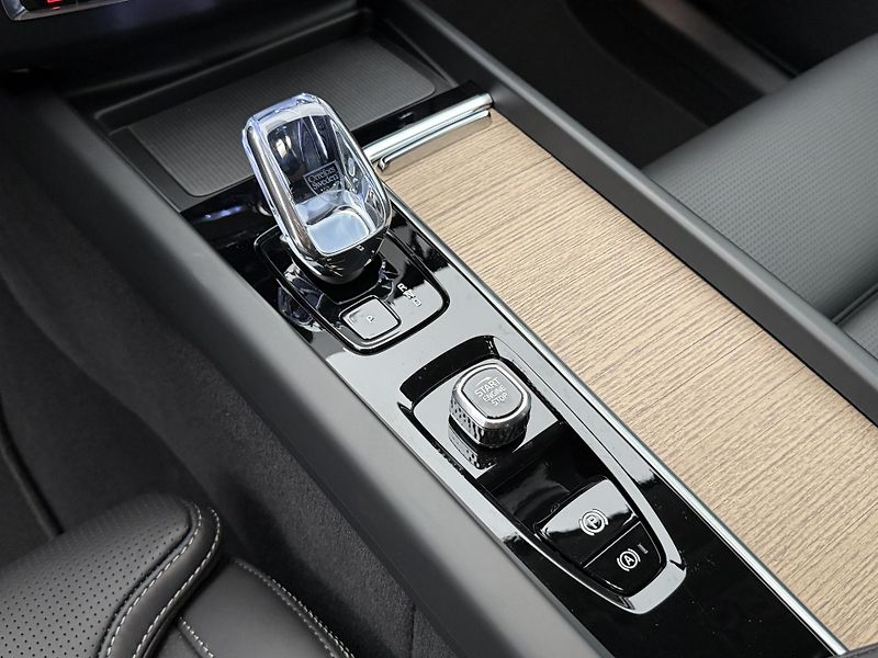 Volvo XC60 (2026) B5 AWD AUT BRIGHT PLUS - fotka 30 z 30