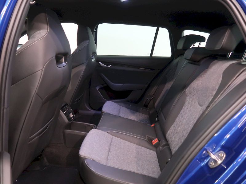 Škoda Octavia (2025) SPORTLINE 2.0TSI 150KW 4x4 DSG - fotka 15 z 44