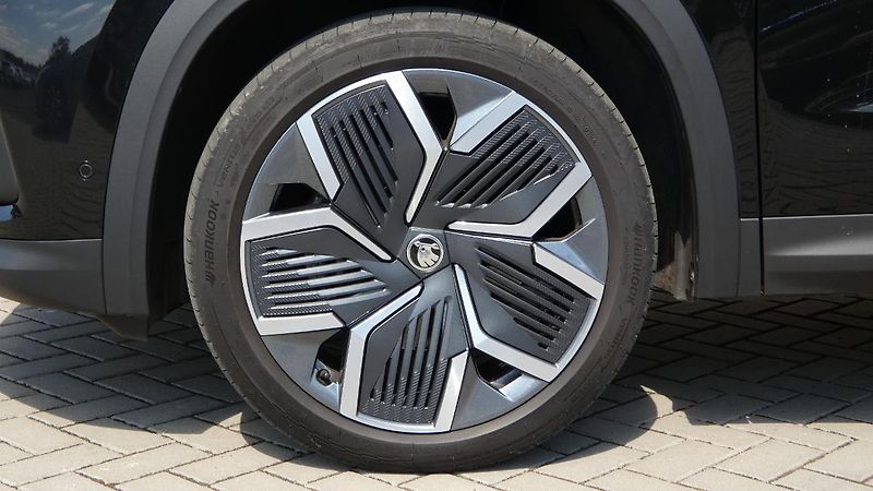 Škoda Kodiaq 2,0 TDi Selection 142 kW 4x4 D - fotka 26 z 27