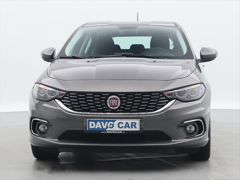 Fiat Tipo 1,4 16V 70kW CZ Street 4800km - fotka 2 z 34