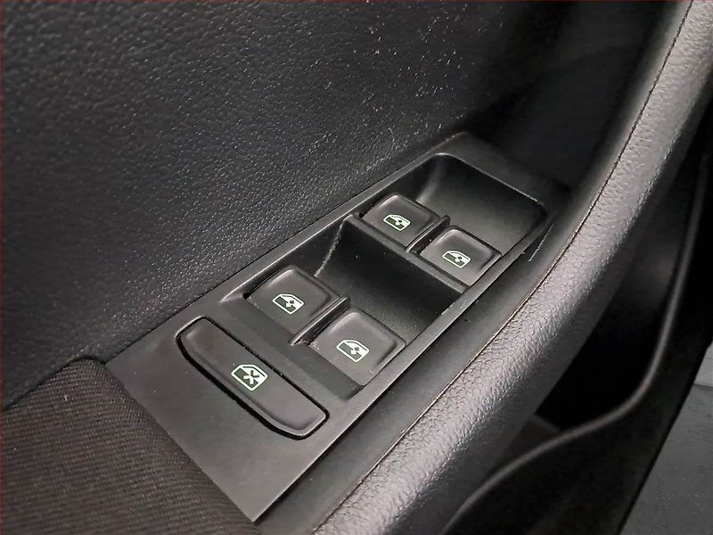 Škoda Fabia (2021) 1.0 TSI, ČR,1.maj, Tempomat - fotka 17 z 19