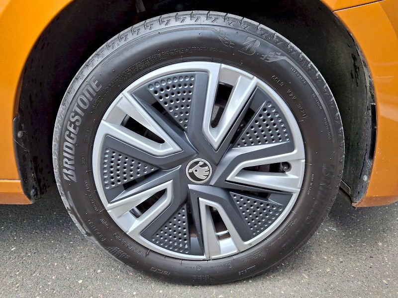 Škoda Fabia (2022) Style Plus 1,0TSi 81kW - fotka 33 z 34