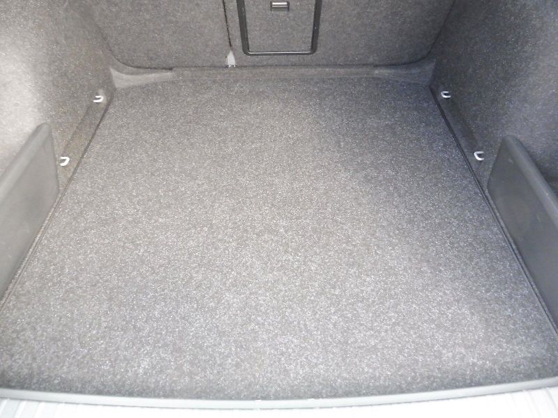 Škoda Octavia (2025) Combi Top Selection 2,0 TDI 11 - fotka 23 z 29