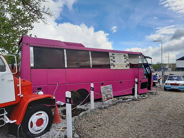 Díky aerodynamickému tvarování dosáhl minibus průměrné spotřeby 16 litrů na 100 kilometrů., zdroj: Deník/Edvard D. Beneš