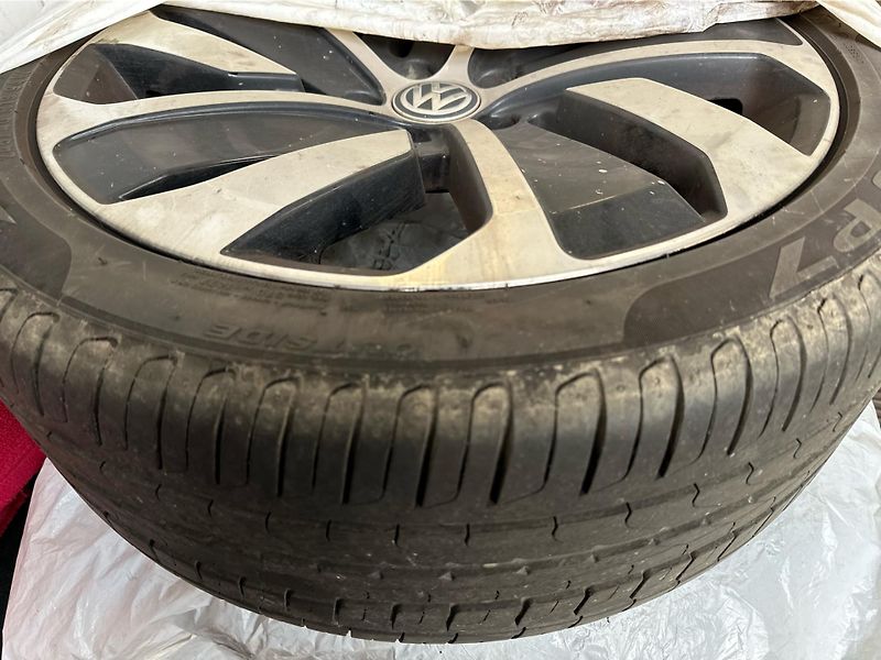 Volkswagen Arteon 2,0 BiTDi 176kW R-LINE 4x4 DSG - fotka 13 z 25