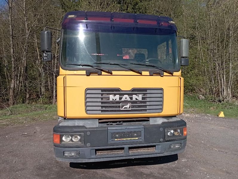 MAN (2002) 19.364 sklápěč+ruka - fotka 21 z 21